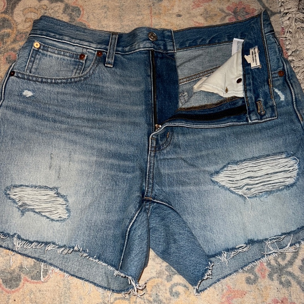 NWT New Madewell Relaxed Mid Length Denim Blue Jean Shorts Size 28 Distressed